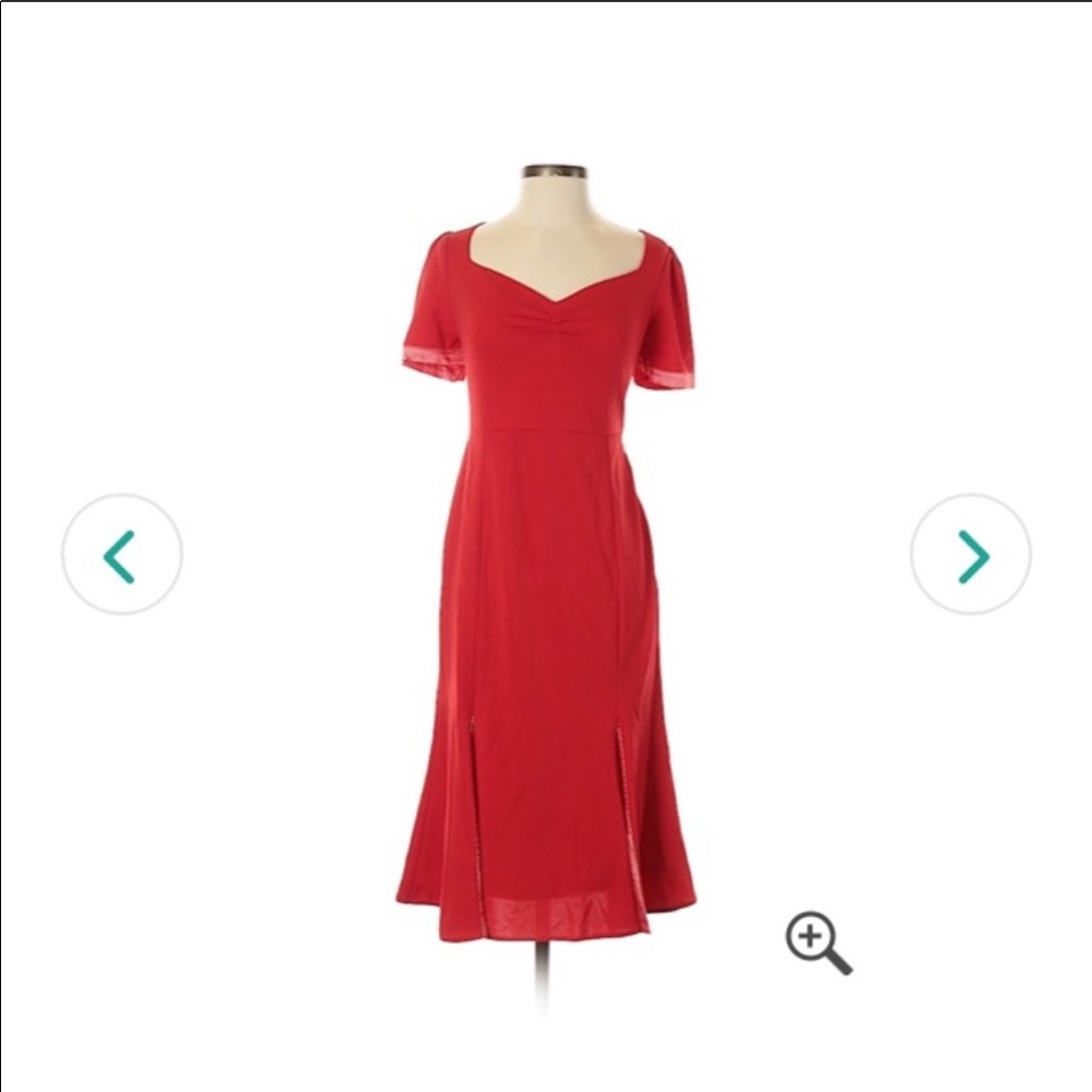 Pinup wiggle dress with kick pleats